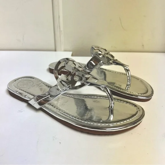 NEW Tory Burch MILLER METALLIC Silver SANDAL women’s size 39EU 8.5M Chic Resort - Picture 3 of 11